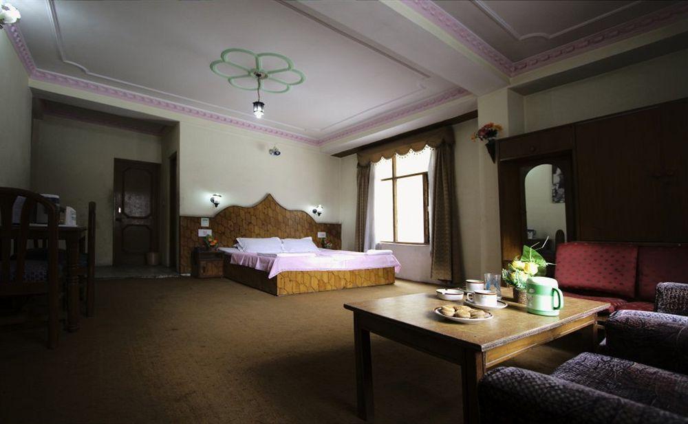 The Shivalik Hotel Manāli Exterior foto